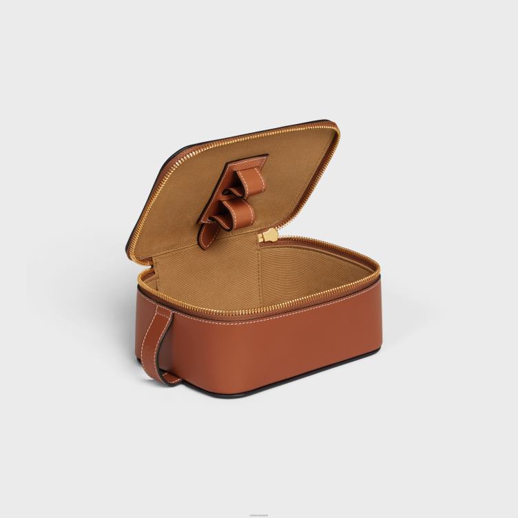 CELINE bruinen Een klein toilettasje van glanzend kalfsleer 4TLH81588