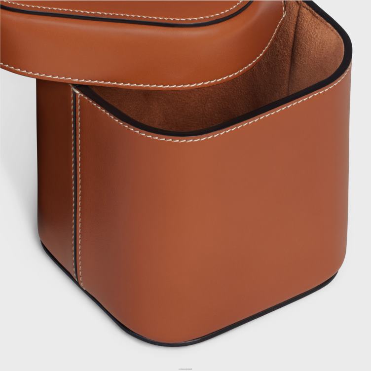 CELINE bruinen klein doosje van glanzend kalfsleer 4TLH81534