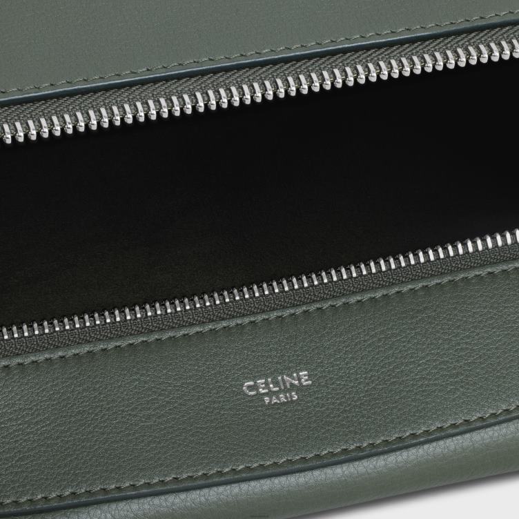 CELINE donker leger grote riemromy van soepel kalfsleer 4TLH82076