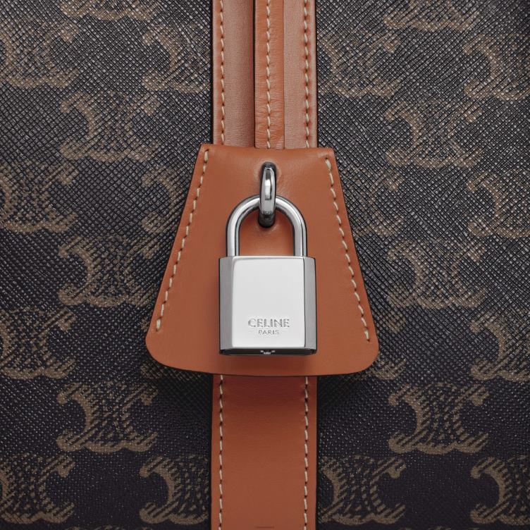 CELINE bruinen reishondentas van triomphe canvas en kalfsleer 4TLH81700