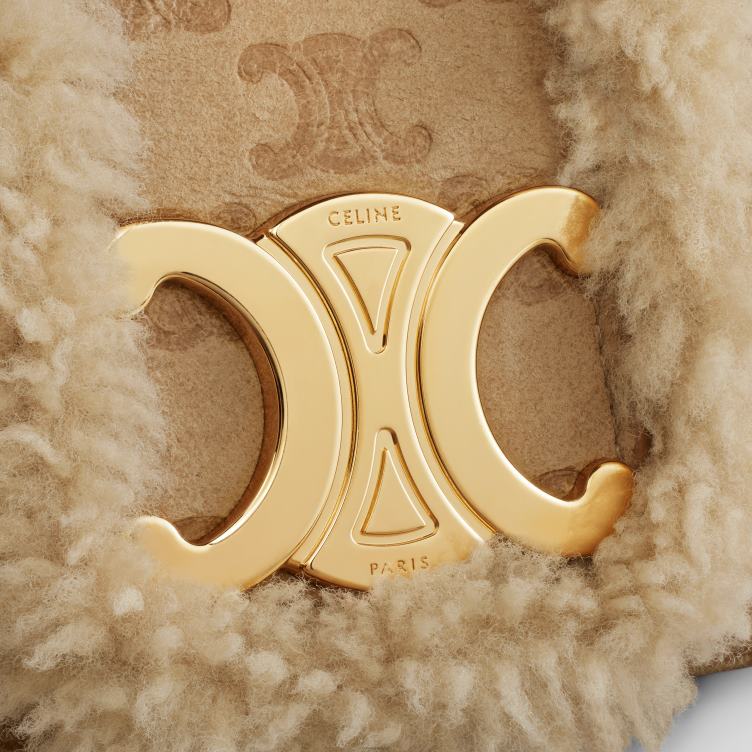 CELINE natuurlijk Middelgrote Victoire-tas van schapenvacht met triomphe all-over 4TLH810